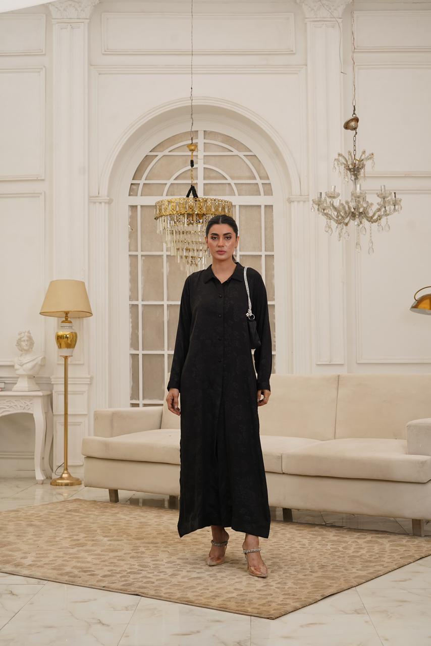 Midnight Elegance – Timeless Black Perfection ✨